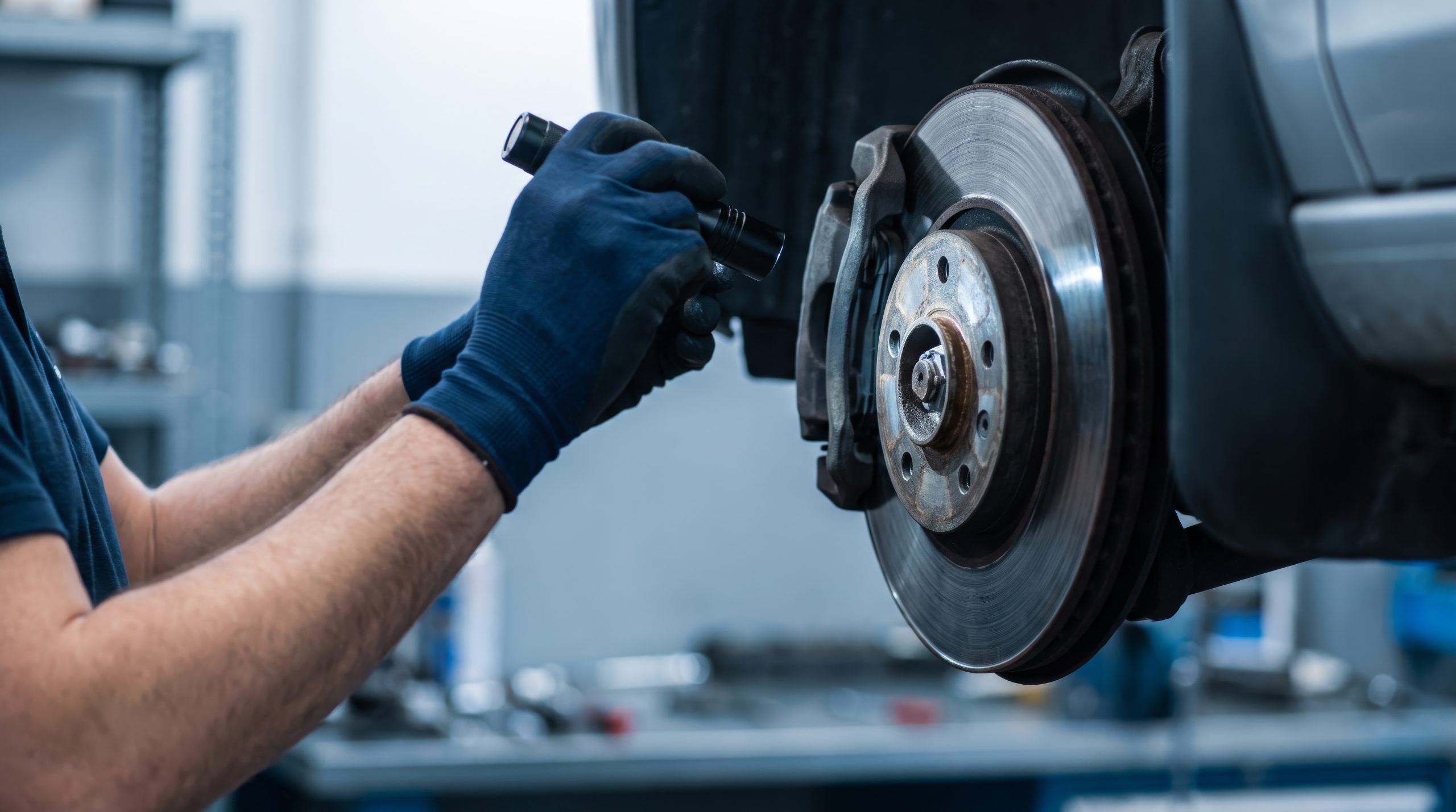 Brakes and tires service